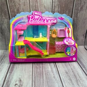 Mattel Barbie Land Mini Playset with Pink and Blue